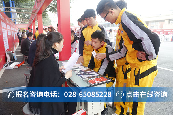 往期汽车人才专场招聘会精彩回顾